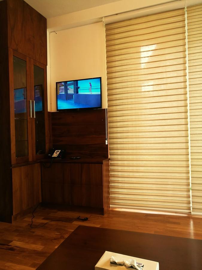 Вилла Oak Residencies Кирибатгода Экстерьер фото
